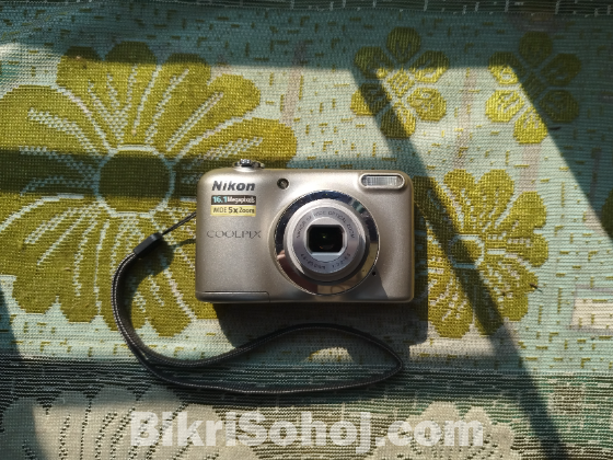 Nikon coolplix a10 digital camera